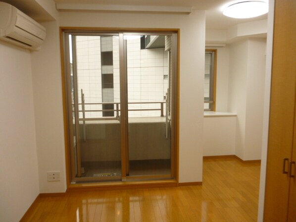 コンフォリア芝公園の物件内観写真